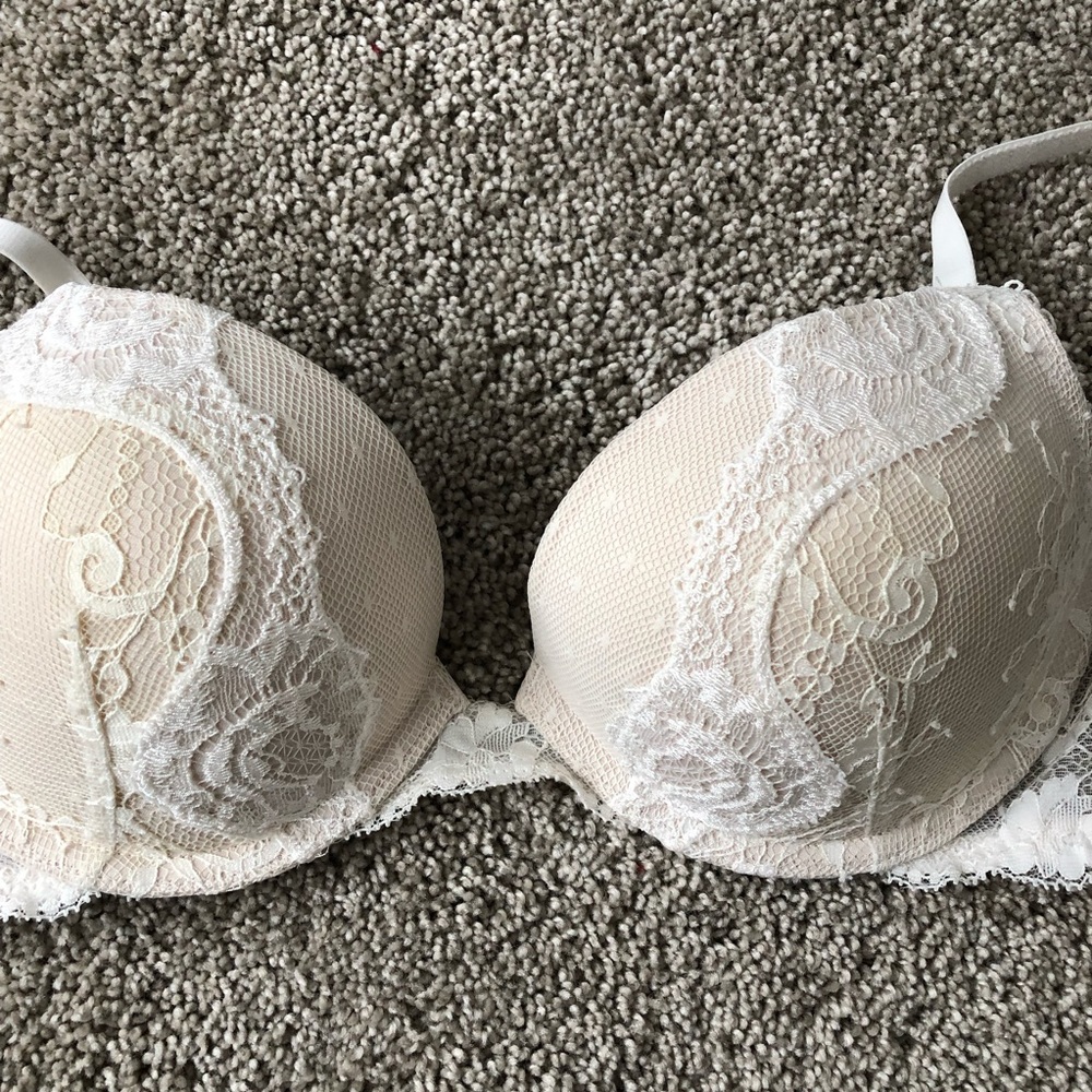 34B NEW push up bra (VS)